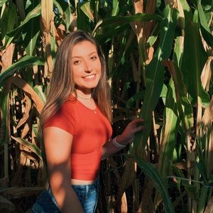 Meet your Posher, Lily